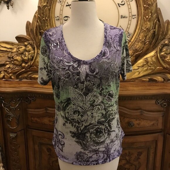 CORAL BAY. Size PL. Fleur-de-lis Highly Embellished T-shirt. Short Sleeve. B18 - Picture 1 of 9